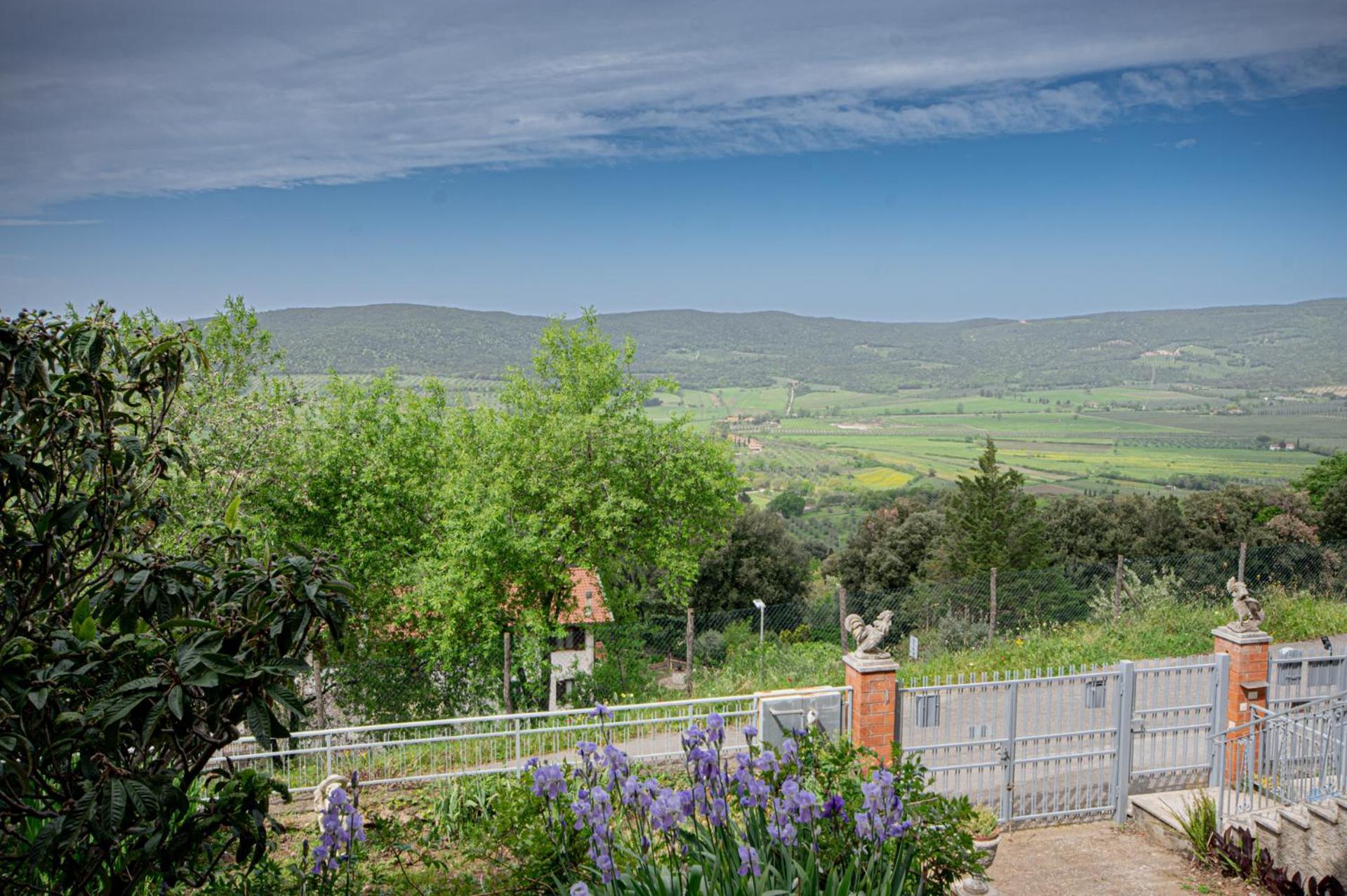 Villa Panoramica Garden Bike Massa Marittima Bagian luar foto