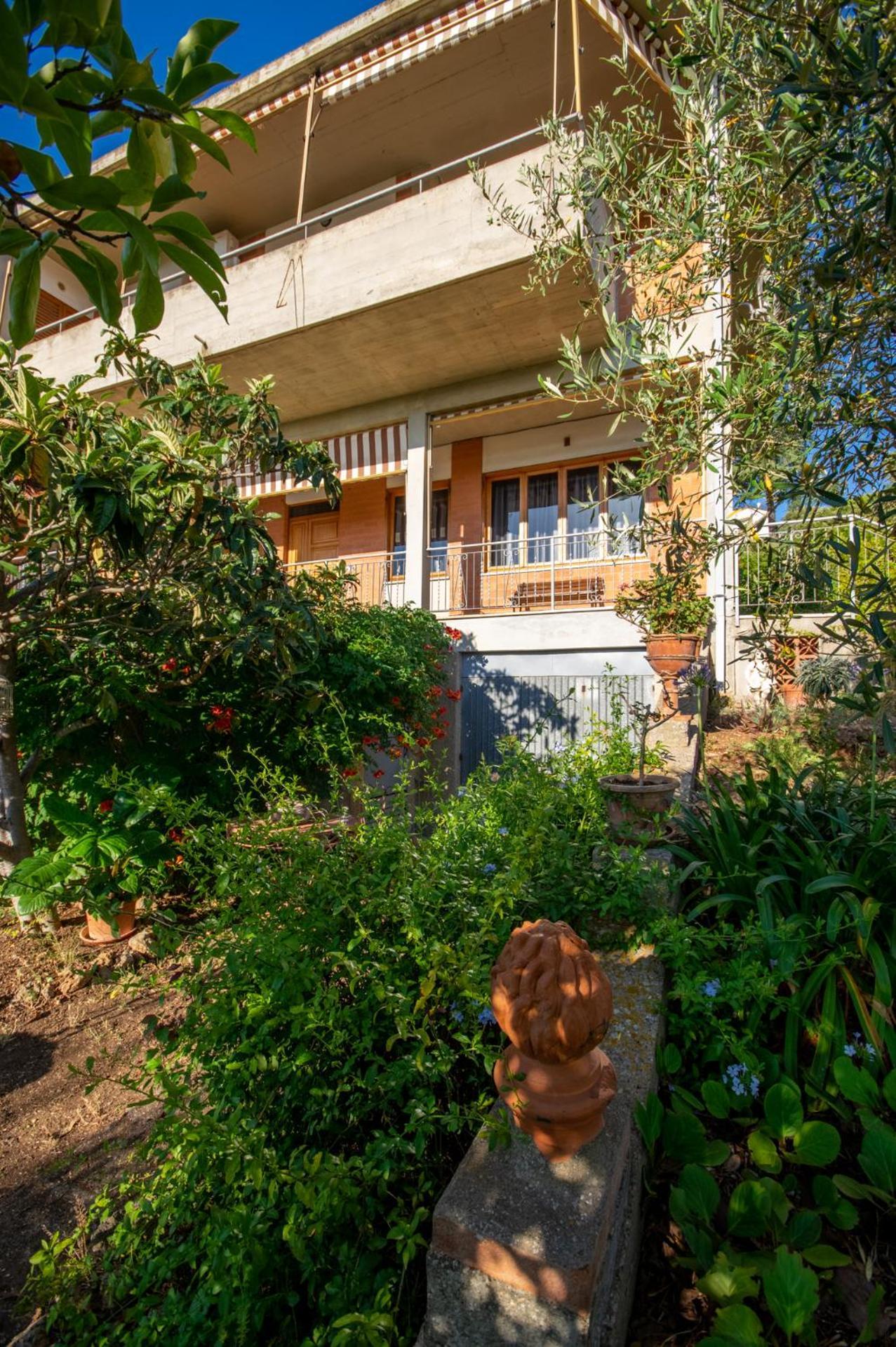 Villa Panoramica Garden Bike Massa Marittima Bagian luar foto
